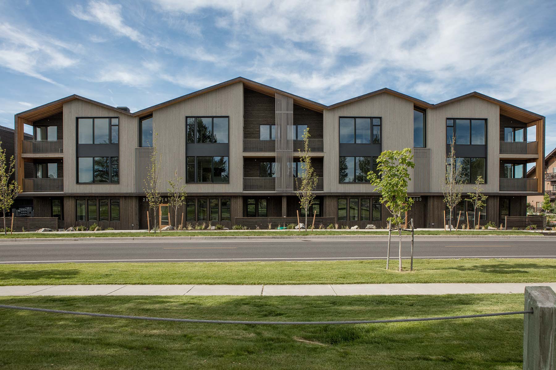 Range Apartments Exterior